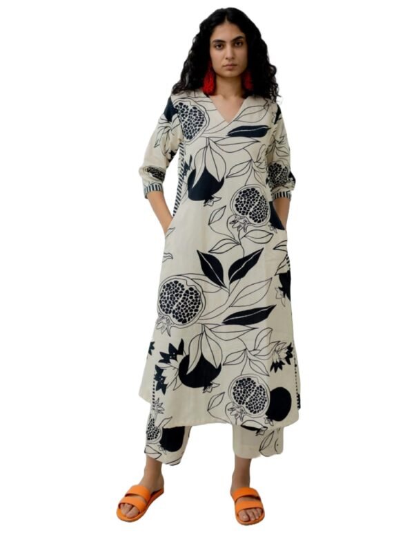 GoSriKi Women's Cotton Blend Straight Printed ...